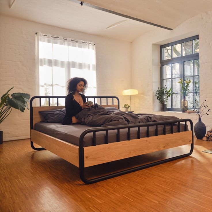Dokumentasi Proyek Pemasangan Trundle Bed Industrial - TB Rachmat